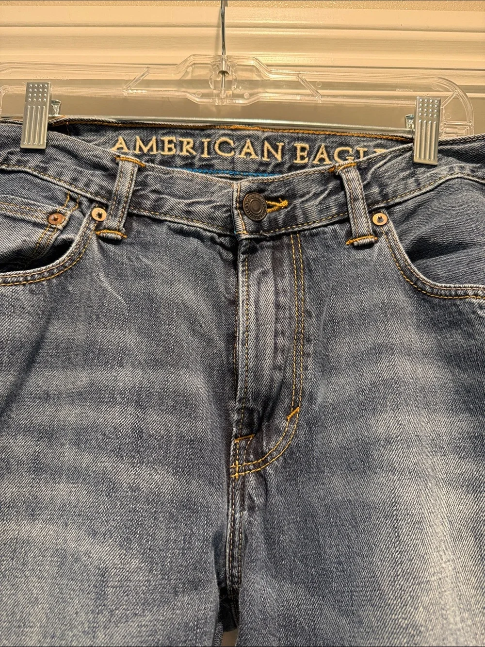 American Eagle Outfitters Men’s Slim Straight Medium Blue Wash Jeans